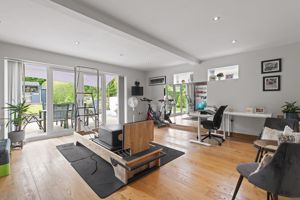 Photo 22- click for photo gallery